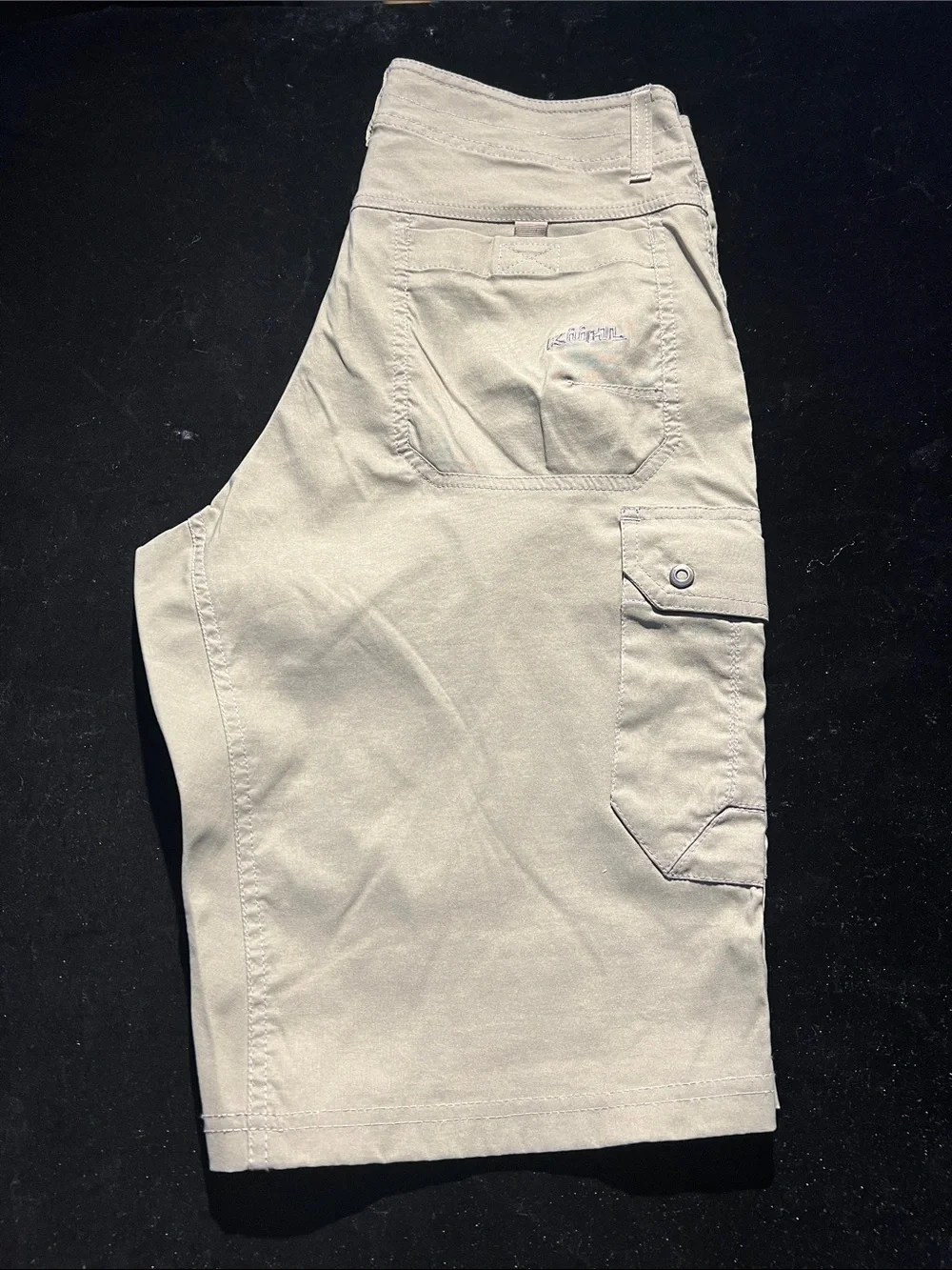 Men's KUHL Casual Cargo Shorts in Light Khaki , used perfect condition - Picture 6 of 11